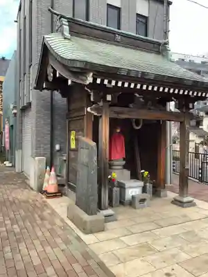 淀橋咳止地蔵尊の本殿・本堂