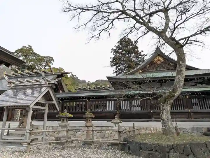 丹後一ノ宮 元伊勢 籠神社の{uncategorized: "未分類", other: "その他", undefined: "問題あり", building: "その他建物", grave: "お墓", sacred_gate: "鳥居", guardian: "狛犬", statue: "像", buddha: "仏像", history: "歴史", nature: "自然", garden: "庭園", animal: "動物", pagoda: "塔", temizu: "手水舎", mountain_gate: "山門・神門", sanctuary: "本殿・本堂", subordinate: "末社・摂社", art: "芸術", scenery: "景色", jizo: "地蔵", ema: "絵馬", goshuin: "御朱印", omikuji: "おみくじ", items: "授与品その他", amulet: "お守り", goshuincho: "御朱印帳", eats: "食事", festival: "お祭り", votive_dance: "神楽", shichigosan: "七五三参", wedding: "結婚式", experience: "体験その他", initially: "初詣", around: "周辺", anti_infection: "感染症対策"}