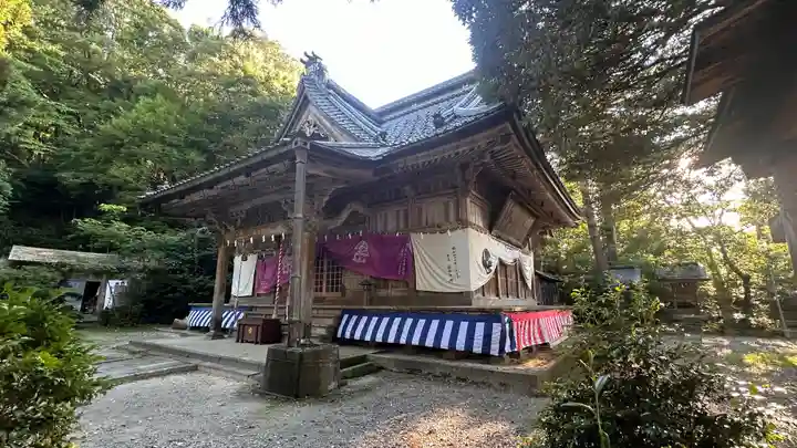 西奈弥羽黒神社(新潟県)