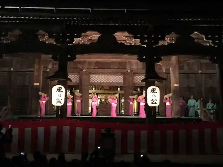 聞名寺の本殿・本堂
