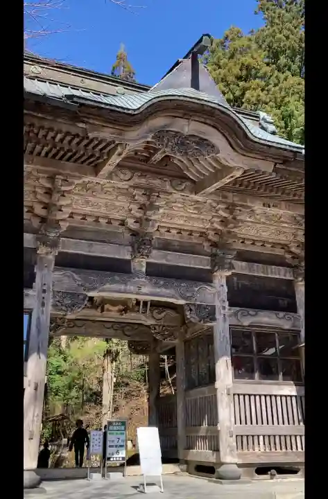 榛名神社の{uncategorized: "未分類", other: "その他", undefined: "問題あり", building: "その他建物", grave: "お墓", sacred_gate: "鳥居", guardian: "狛犬", statue: "像", buddha: "仏像", history: "歴史", nature: "自然", garden: "庭園", animal: "動物", pagoda: "塔", temizu: "手水舎", mountain_gate: "山門・神門", sanctuary: "本殿・本堂", subordinate: "末社・摂社", art: "芸術", scenery: "景色", jizo: "地蔵", ema: "絵馬", goshuin: "御朱印", omikuji: "おみくじ", items: "授与品その他", amulet: "お守り", goshuincho: "御朱印帳", eats: "食事", festival: "お祭り", votive_dance: "神楽", shichigosan: "七五三参", wedding: "結婚式", experience: "体験その他", initially: "初詣", around: "周辺", anti_infection: "感染症対策"}