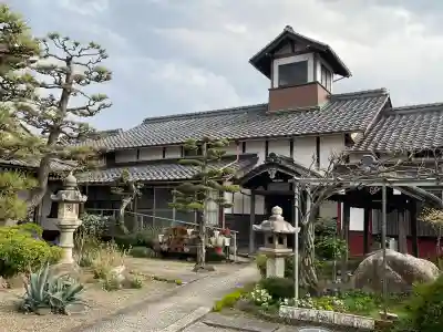 最勝寺の{uncategorized: "未分類", other: "その他", undefined: "問題あり", building: "その他建物", grave: "お墓", sacred_gate: "鳥居", guardian: "狛犬", statue: "像", buddha: "仏像", history: "歴史", nature: "自然", garden: "庭園", animal: "動物", pagoda: "塔", temizu: "手水舎", mountain_gate: "山門・神門", sanctuary: "本殿・本堂", subordinate: "末社・摂社", art: "芸術", scenery: "景色", jizo: "地蔵", ema: "絵馬", goshuin: "御朱印", omikuji: "おみくじ", items: "授与品その他", amulet: "お守り", goshuincho: "御朱印帳", eats: "食事", festival: "お祭り", votive_dance: "神楽", shichigosan: "七五三参", wedding: "結婚式", experience: "体験その他", initially: "初詣", around: "周辺", anti_infection: "感染症対策"}