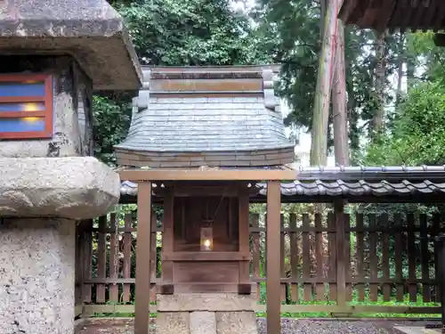 菌神社の末社