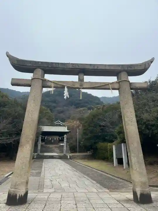 沼名前神社の{uncategorized: "未分類", other: "その他", undefined: "問題あり", building: "その他建物", grave: "お墓", sacred_gate: "鳥居", guardian: "狛犬", statue: "像", buddha: "仏像", history: "歴史", nature: "自然", garden: "庭園", animal: "動物", pagoda: "塔", temizu: "手水舎", mountain_gate: "山門・神門", sanctuary: "本殿・本堂", subordinate: "末社・摂社", art: "芸術", scenery: "景色", jizo: "地蔵", ema: "絵馬", goshuin: "御朱印", omikuji: "おみくじ", items: "授与品その他", amulet: "お守り", goshuincho: "御朱印帳", eats: "食事", festival: "お祭り", votive_dance: "神楽", shichigosan: "七五三参", wedding: "結婚式", experience: "体験その他", initially: "初詣", around: "周辺", anti_infection: "感染症対策"}