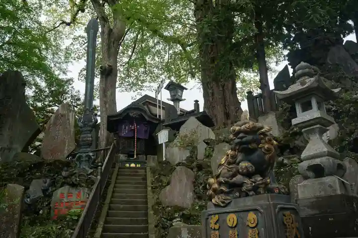 成田山新勝寺の山門・神門
