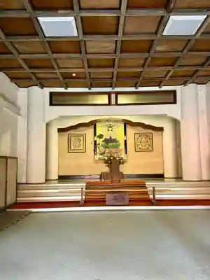 川崎大師(平間寺)の{uncategorized: "未分類", other: "その他", undefined: "問題あり", building: "その他建物", grave: "お墓", sacred_gate: "鳥居", guardian: "狛犬", statue: "像", buddha: "仏像", history: "歴史", nature: "自然", garden: "庭園", animal: "動物", pagoda: "塔", temizu: "手水舎", mountain_gate: "山門・神門", sanctuary: "本殿・本堂", subordinate: "末社・摂社", art: "芸術", scenery: "景色", jizo: "地蔵", ema: "絵馬", goshuin: "御朱印", omikuji: "おみくじ", items: "授与品その他", amulet: "お守り", goshuincho: "御朱印帳", eats: "食事", festival: "お祭り", votive_dance: "神楽", shichigosan: "七五三参", wedding: "結婚式", experience: "体験その他", initially: "初詣", around: "周辺", anti_infection: "感染症対策"}