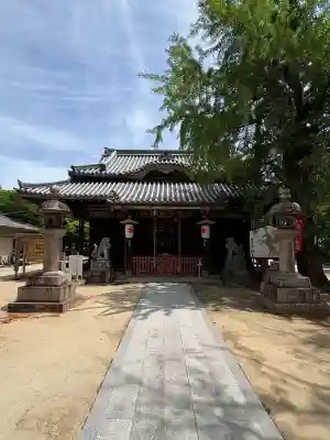 佐太神社(佐太天神宮)の{uncategorized: "未分類", other: "その他", undefined: "問題あり", building: "その他建物", grave: "お墓", sacred_gate: "鳥居", guardian: "狛犬", statue: "像", buddha: "仏像", history: "歴史", nature: "自然", garden: "庭園", animal: "動物", pagoda: "塔", temizu: "手水舎", mountain_gate: "山門・神門", sanctuary: "本殿・本堂", subordinate: "末社・摂社", art: "芸術", scenery: "景色", jizo: "地蔵", ema: "絵馬", goshuin: "御朱印", omikuji: "おみくじ", items: "授与品その他", amulet: "お守り", goshuincho: "御朱印帳", eats: "食事", festival: "お祭り", votive_dance: "神楽", shichigosan: "七五三参", wedding: "結婚式", experience: "体験その他", initially: "初詣", around: "周辺", anti_infection: "感染症対策"}