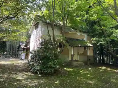 石清水八幡宮の{uncategorized: "未分類", other: "その他", undefined: "問題あり", building: "その他建物", grave: "お墓", sacred_gate: "鳥居", guardian: "狛犬", statue: "像", buddha: "仏像", history: "歴史", nature: "自然", garden: "庭園", animal: "動物", pagoda: "塔", temizu: "手水舎", mountain_gate: "山門・神門", sanctuary: "本殿・本堂", subordinate: "末社・摂社", art: "芸術", scenery: "景色", jizo: "地蔵", ema: "絵馬", goshuin: "御朱印", omikuji: "おみくじ", items: "授与品その他", amulet: "お守り", goshuincho: "御朱印帳", eats: "食事", festival: "お祭り", votive_dance: "神楽", shichigosan: "七五三参", wedding: "結婚式", experience: "体験その他", initially: "初詣", around: "周辺", anti_infection: "感染症対策"}