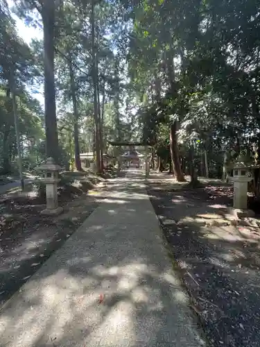 融神社の建物その他