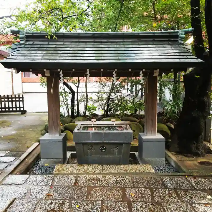 御田八幡神社の手水舎