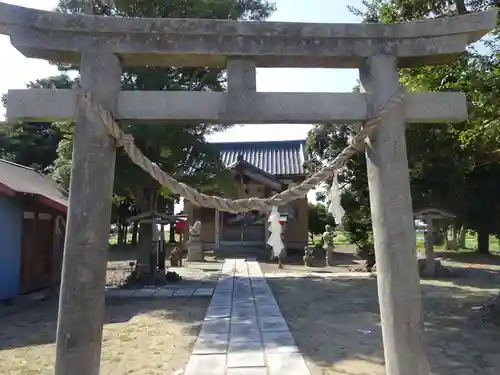 水神社の鳥居