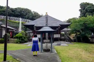 高蔵寺の本殿・本堂