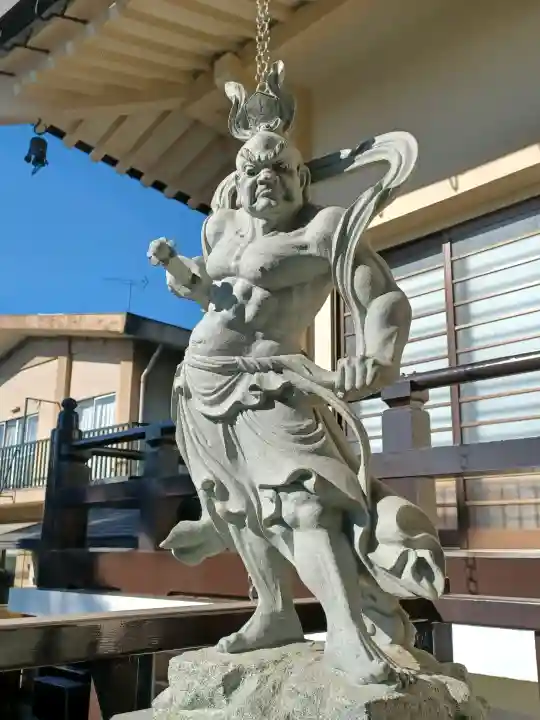 医王寺の{uncategorized: "未分類", other: "その他", undefined: "問題あり", building: "その他建物", grave: "お墓", sacred_gate: "鳥居", guardian: "狛犬", statue: "像", buddha: "仏像", history: "歴史", nature: "自然", garden: "庭園", animal: "動物", pagoda: "塔", temizu: "手水舎", mountain_gate: "山門・神門", sanctuary: "本殿・本堂", subordinate: "末社・摂社", art: "芸術", scenery: "景色", jizo: "地蔵", ema: "絵馬", goshuin: "御朱印", omikuji: "おみくじ", items: "授与品その他", amulet: "お守り", goshuincho: "御朱印帳", eats: "食事", festival: "お祭り", votive_dance: "神楽", shichigosan: "七五三参", wedding: "結婚式", experience: "体験その他", initially: "初詣", around: "周辺", anti_infection: "感染症対策"}