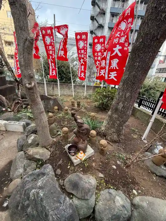 経王寺の{uncategorized: "未分類", other: "その他", undefined: "問題あり", building: "その他建物", grave: "お墓", sacred_gate: "鳥居", guardian: "狛犬", statue: "像", buddha: "仏像", history: "歴史", nature: "自然", garden: "庭園", animal: "動物", pagoda: "塔", temizu: "手水舎", mountain_gate: "山門・神門", sanctuary: "本殿・本堂", subordinate: "末社・摂社", art: "芸術", scenery: "景色", jizo: "地蔵", ema: "絵馬", goshuin: "御朱印", omikuji: "おみくじ", items: "授与品その他", amulet: "お守り", goshuincho: "御朱印帳", eats: "食事", festival: "お祭り", votive_dance: "神楽", shichigosan: "七五三参", wedding: "結婚式", experience: "体験その他", initially: "初詣", around: "周辺", anti_infection: "感染症対策"}