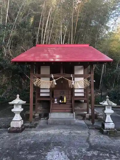 湯之元温泉神社の本殿