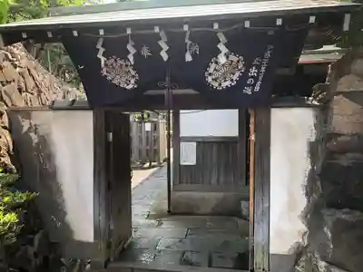 清水寺の山門・神門