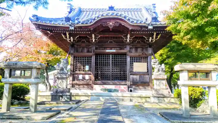 七所社の本殿・本堂