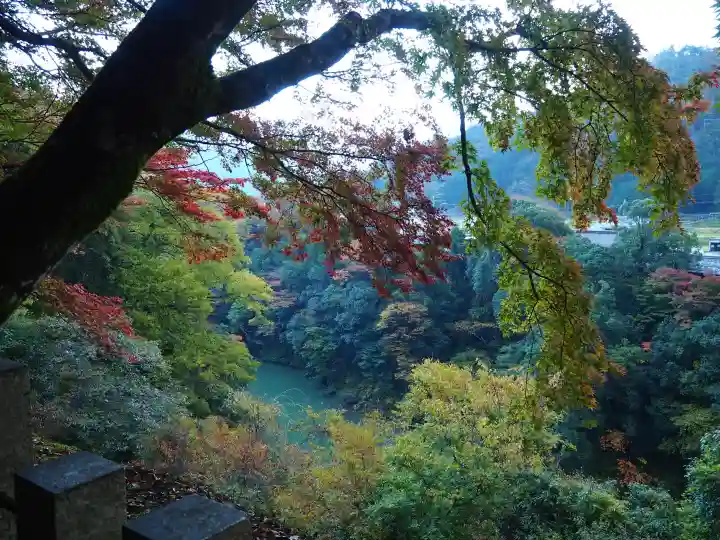 永源寺の{uncategorized: "未分類", other: "その他", undefined: "問題あり", building: "その他建物", grave: "お墓", sacred_gate: "鳥居", guardian: "狛犬", statue: "像", buddha: "仏像", history: "歴史", nature: "自然", garden: "庭園", animal: "動物", pagoda: "塔", temizu: "手水舎", mountain_gate: "山門・神門", sanctuary: "本殿・本堂", subordinate: "末社・摂社", art: "芸術", scenery: "景色", jizo: "地蔵", ema: "絵馬", goshuin: "御朱印", omikuji: "おみくじ", items: "授与品その他", amulet: "お守り", goshuincho: "御朱印帳", eats: "食事", festival: "お祭り", votive_dance: "神楽", shichigosan: "七五三参", wedding: "結婚式", experience: "体験その他", initially: "初詣", around: "周辺", anti_infection: "感染症対策"}