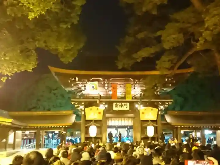 明治神宮の山門・神門