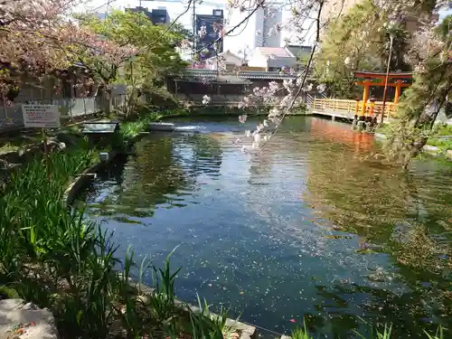 真清田神社の庭園