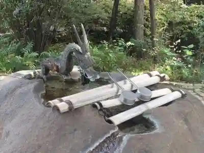 船橋不動尊　寳性寺の手水舎