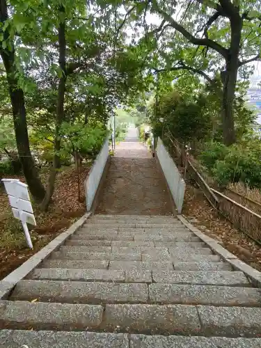 朝日八幡神社の{uncategorized: "未分類", other: "その他", undefined: "問題あり", building: "その他建物", grave: "お墓", sacred_gate: "鳥居", guardian: "狛犬", statue: "像", buddha: "仏像", history: "歴史", nature: "自然", garden: "庭園", animal: "動物", pagoda: "塔", temizu: "手水舎", mountain_gate: "山門・神門", sanctuary: "本殿・本堂", subordinate: "末社・摂社", art: "芸術", scenery: "景色", jizo: "地蔵", ema: "絵馬", goshuin: "御朱印", omikuji: "おみくじ", items: "授与品その他", amulet: "お守り", goshuincho: "御朱印帳", eats: "食事", festival: "お祭り", votive_dance: "神楽", shichigosan: "七五三参", wedding: "結婚式", experience: "体験その他", initially: "初詣", around: "周辺", anti_infection: "感染症対策"}
