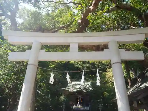 御霊神社の鳥居