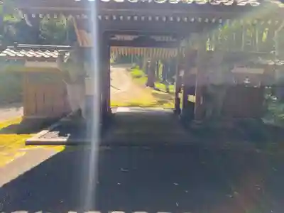 鏡徳寺の山門・神門