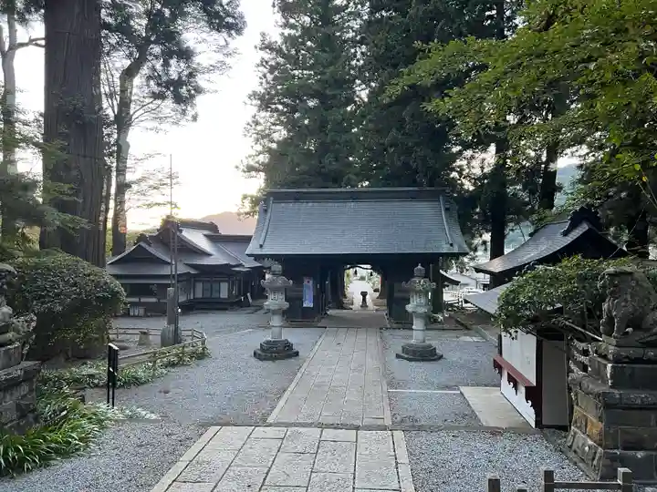 河口浅間神社の山門・神門