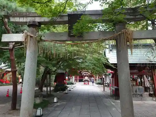 冠稲荷神社の鳥居