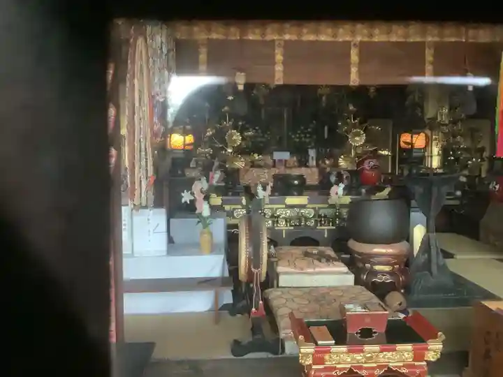 小松寺の本殿・本堂