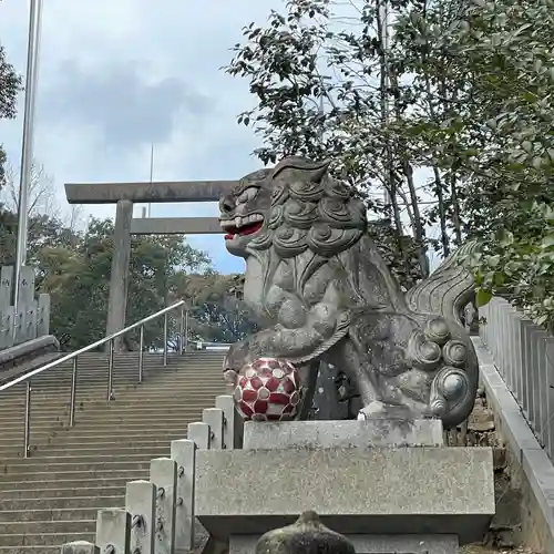 八劔神社（大森）の狛犬