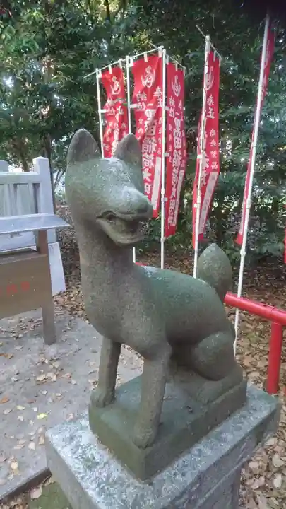 白山神社(木曽川町黒田)の狛犬