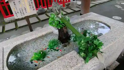 新田神社の手水舎