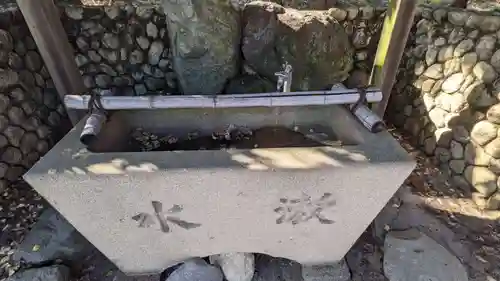 八幡社（石清水八幡宮）の手水舎