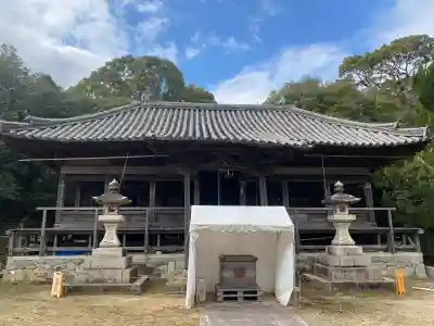 八幡神社の{uncategorized: "未分類", other: "その他", undefined: "問題あり", building: "その他建物", grave: "お墓", sacred_gate: "鳥居", guardian: "狛犬", statue: "像", buddha: "仏像", history: "歴史", nature: "自然", garden: "庭園", animal: "動物", pagoda: "塔", temizu: "手水舎", mountain_gate: "山門・神門", sanctuary: "本殿・本堂", subordinate: "末社・摂社", art: "芸術", scenery: "景色", jizo: "地蔵", ema: "絵馬", goshuin: "御朱印", omikuji: "おみくじ", items: "授与品その他", amulet: "お守り", goshuincho: "御朱印帳", eats: "食事", festival: "お祭り", votive_dance: "神楽", shichigosan: "七五三参", wedding: "結婚式", experience: "体験その他", initially: "初詣", around: "周辺", anti_infection: "感染症対策"}