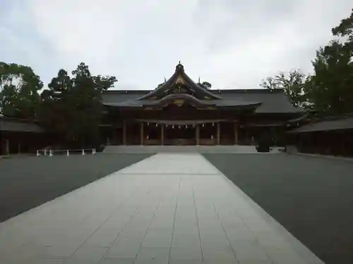 寒川神社の本殿・本堂