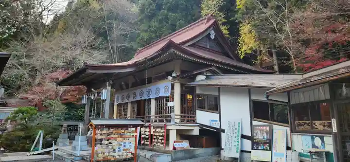 青麻神社の本殿・本堂