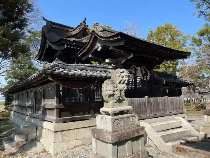 八幡神社の{uncategorized: "未分類", other: "その他", undefined: "問題あり", building: "その他建物", grave: "お墓", sacred_gate: "鳥居", guardian: "狛犬", statue: "像", buddha: "仏像", history: "歴史", nature: "自然", garden: "庭園", animal: "動物", pagoda: "塔", temizu: "手水舎", mountain_gate: "山門・神門", sanctuary: "本殿・本堂", subordinate: "末社・摂社", art: "芸術", scenery: "景色", jizo: "地蔵", ema: "絵馬", goshuin: "御朱印", omikuji: "おみくじ", items: "授与品その他", amulet: "お守り", goshuincho: "御朱印帳", eats: "食事", festival: "お祭り", votive_dance: "神楽", shichigosan: "七五三参", wedding: "結婚式", experience: "体験その他", initially: "初詣", around: "周辺", anti_infection: "感染症対策"}