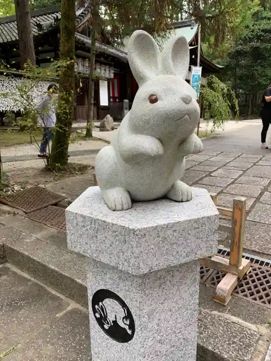 岡崎神社の狛犬