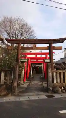 天王坊稲荷神社の鳥居
