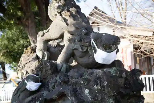 諏訪神社の狛犬