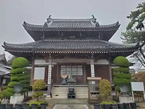 薬師院の本殿・本堂