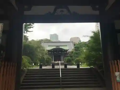 青松寺の山門