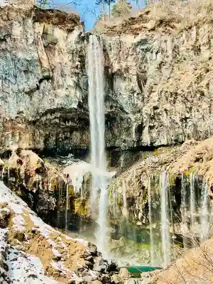 華厳神社の{uncategorized: "未分類", other: "その他", undefined: "問題あり", building: "その他建物", grave: "お墓", sacred_gate: "鳥居", guardian: "狛犬", statue: "像", buddha: "仏像", history: "歴史", nature: "自然", garden: "庭園", animal: "動物", pagoda: "塔", temizu: "手水舎", mountain_gate: "山門・神門", sanctuary: "本殿・本堂", subordinate: "末社・摂社", art: "芸術", scenery: "景色", jizo: "地蔵", ema: "絵馬", goshuin: "御朱印", omikuji: "おみくじ", items: "授与品その他", amulet: "お守り", goshuincho: "御朱印帳", eats: "食事", festival: "お祭り", votive_dance: "神楽", shichigosan: "七五三参", wedding: "結婚式", experience: "体験その他", initially: "初詣", around: "周辺", anti_infection: "感染症対策"}