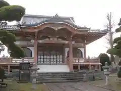 観明寺の本殿