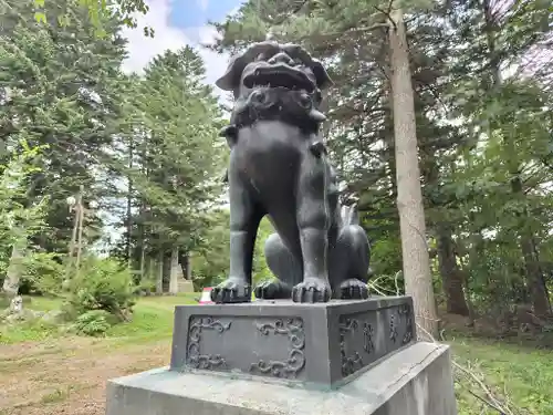 占冠神社の狛犬