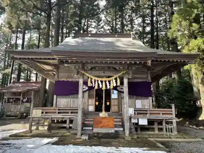 坪沼八幡神社の本殿・本堂