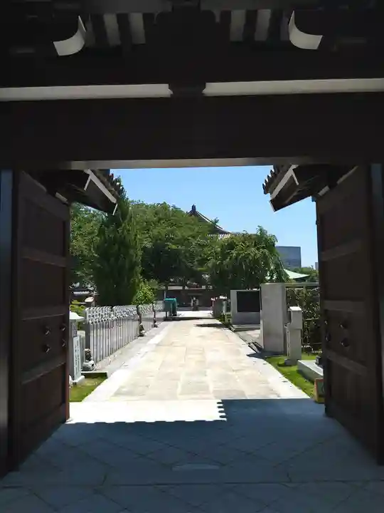 高野山東京別院の山門・神門