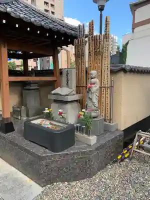 真源寺（入谷鬼子母神）の地蔵